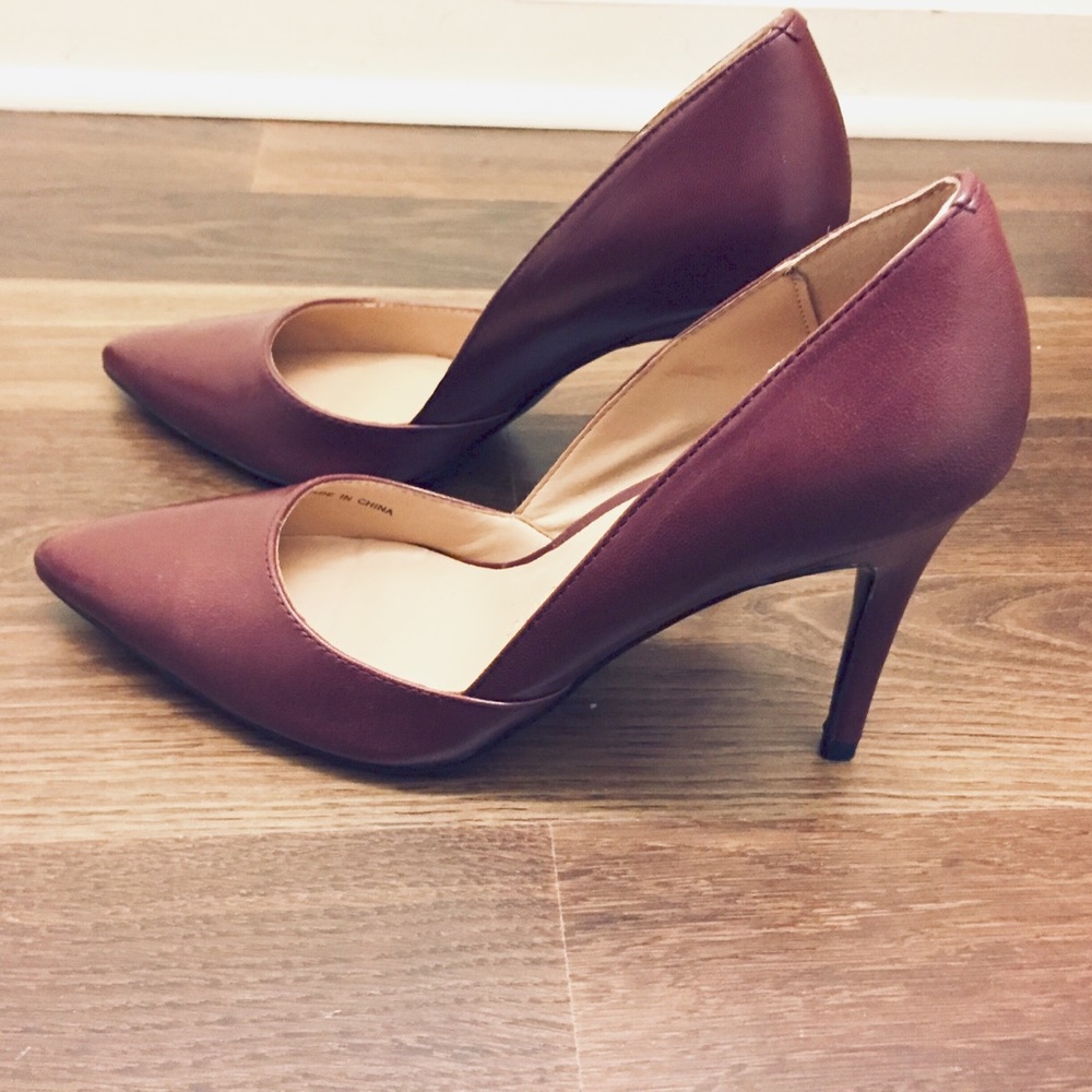 Banana Republic Burgundy Heels